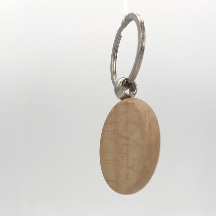 Wooden Keychain with the name of your dog or cat